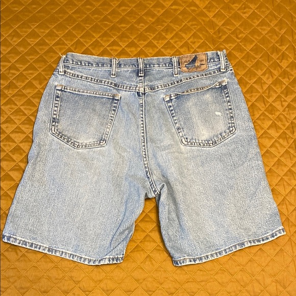 Wrangler Vintage Light Blue Jean Shorts for Men - Picture 3 of 6